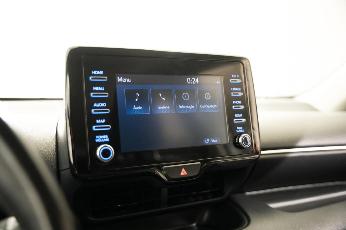 toyota-yaris-2022-hibrido-a-gasolina-1490cc