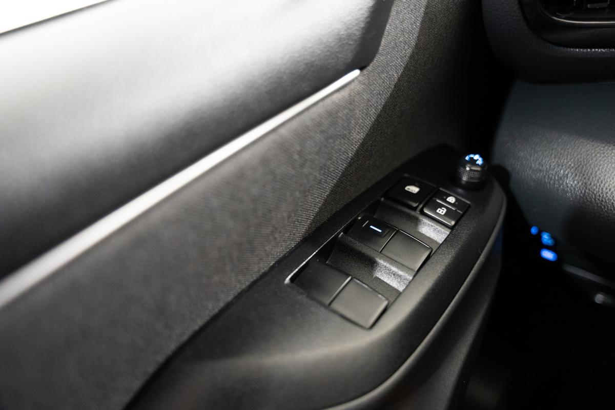 toyota-yaris-2022-hibrido-a-gasolina-1490cc