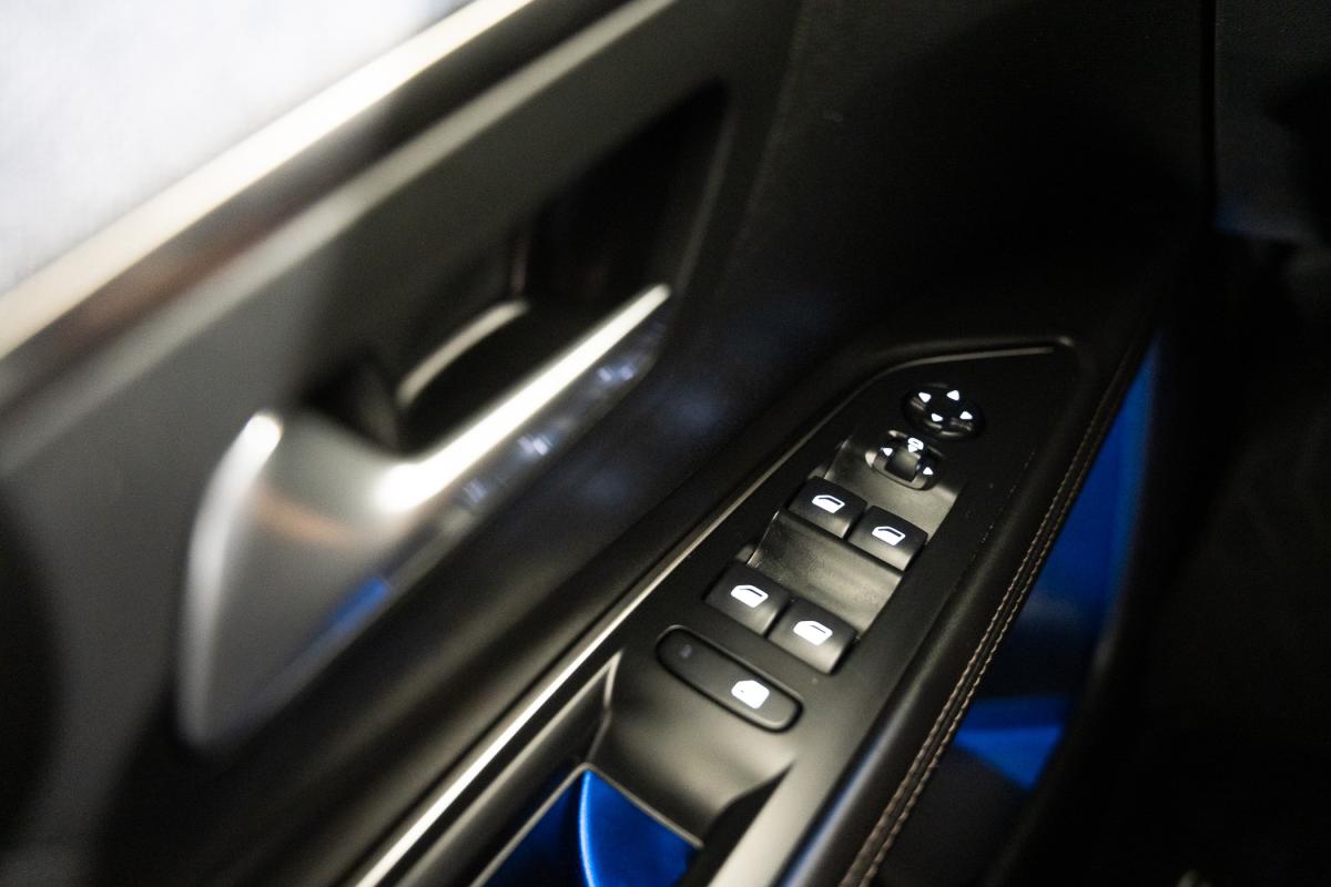 peugeot-5008-2018-gasolina-1199cc