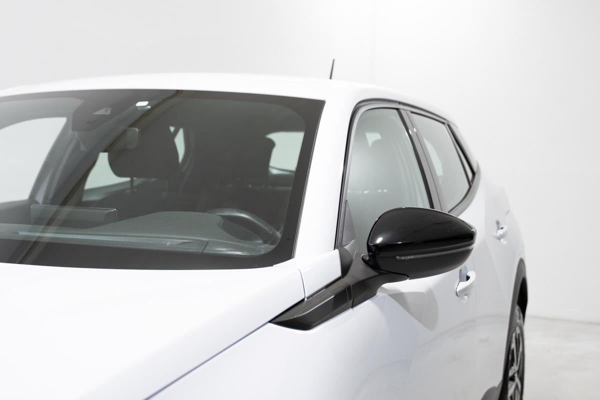 peugeot-2008-2023-gasolina-1199cc