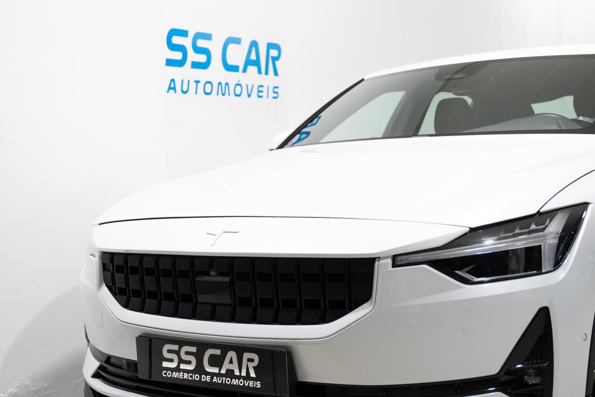 polestar-2-2023-eletrico-500cc