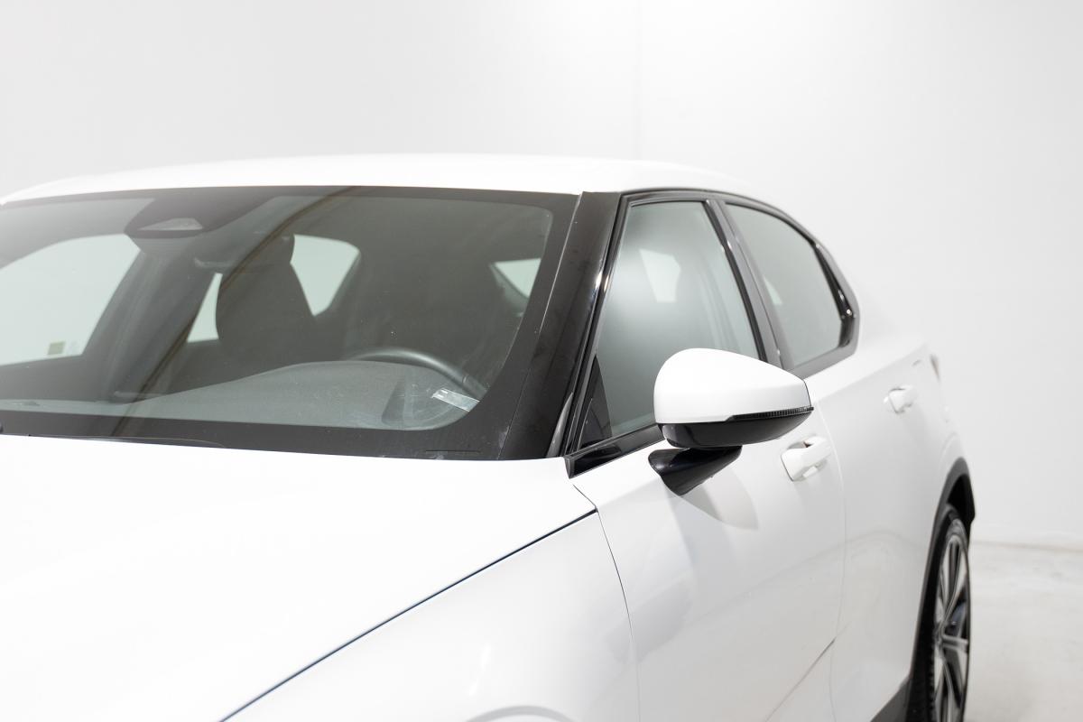 polestar-2-2023-eletrico-500cc