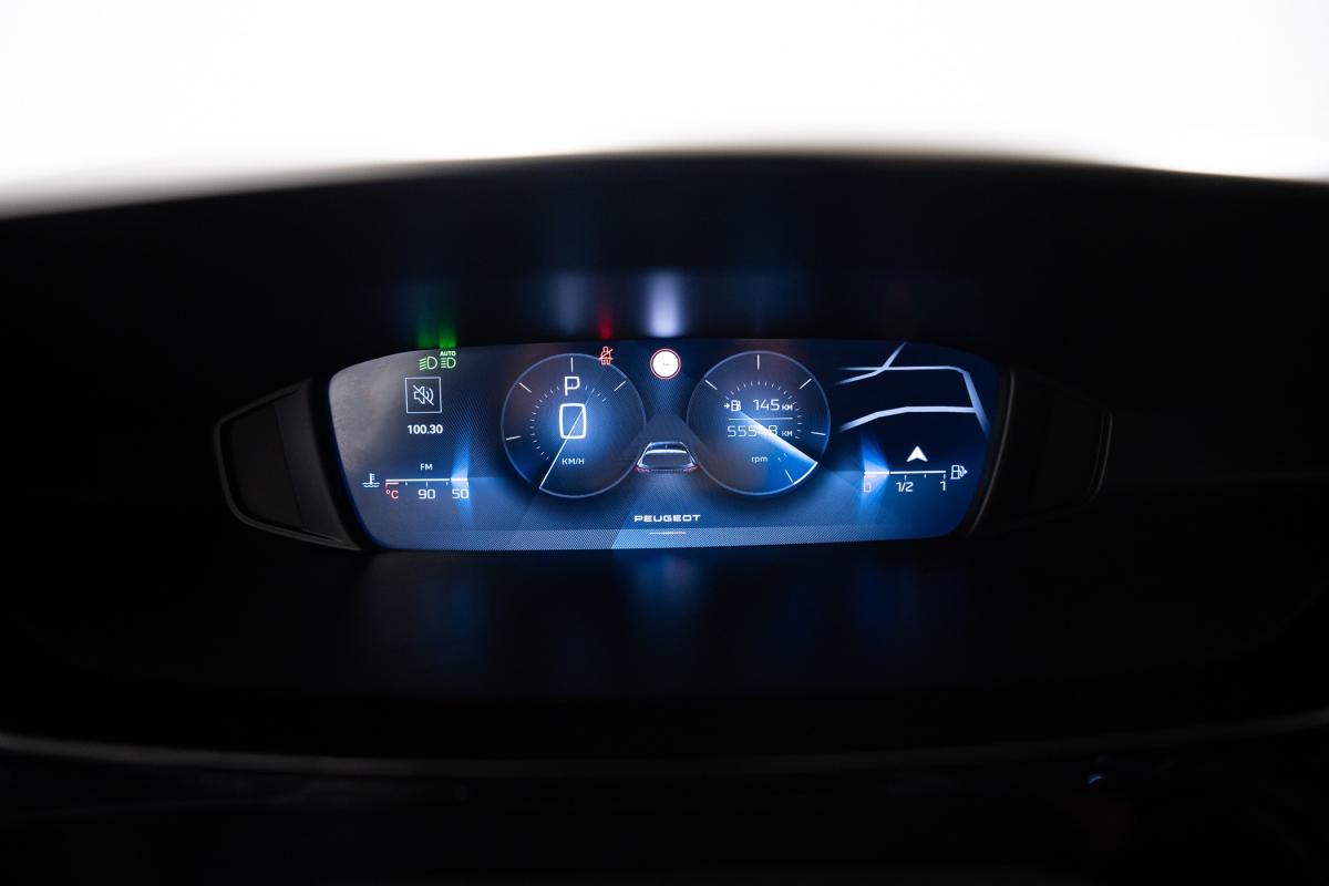 peugeot-308-2022-gasolina-1199cc