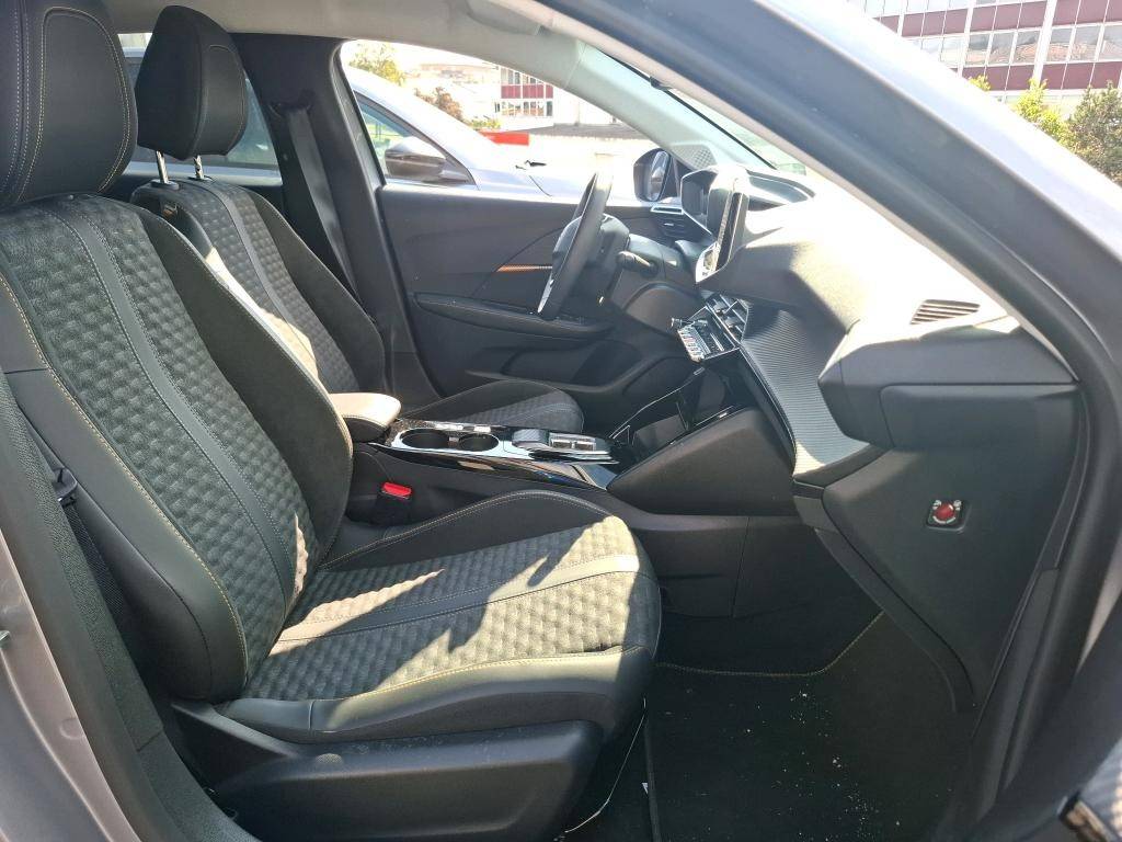 peugeot-208-2022-eletrico-500cc