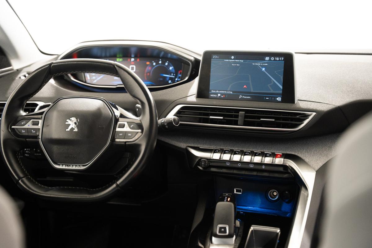 peugeot-5008-2019-gasolina-1199cc