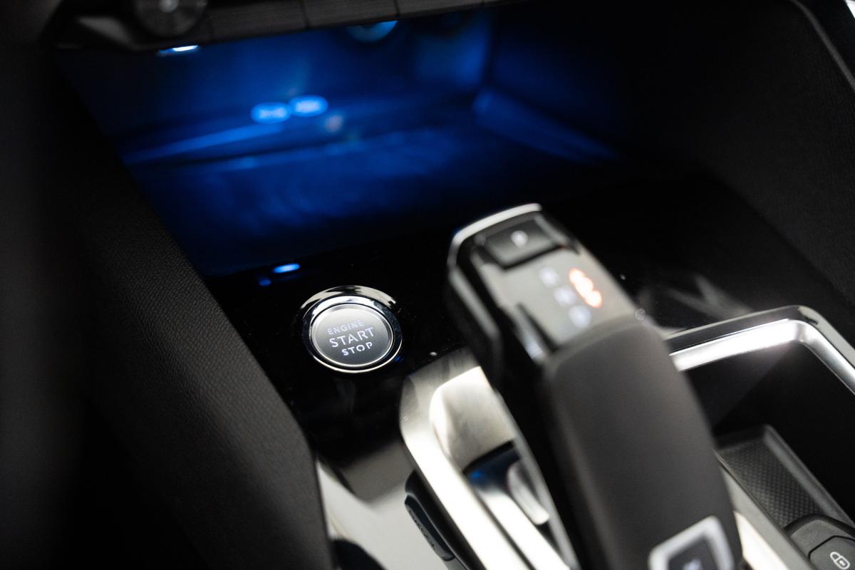 peugeot-5008-2019-gasolina-1199cc