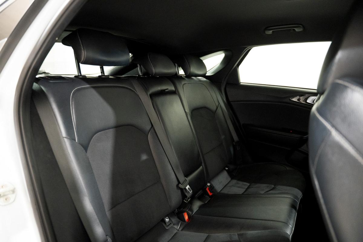 kia-proceed-2022-gasolina-998cc