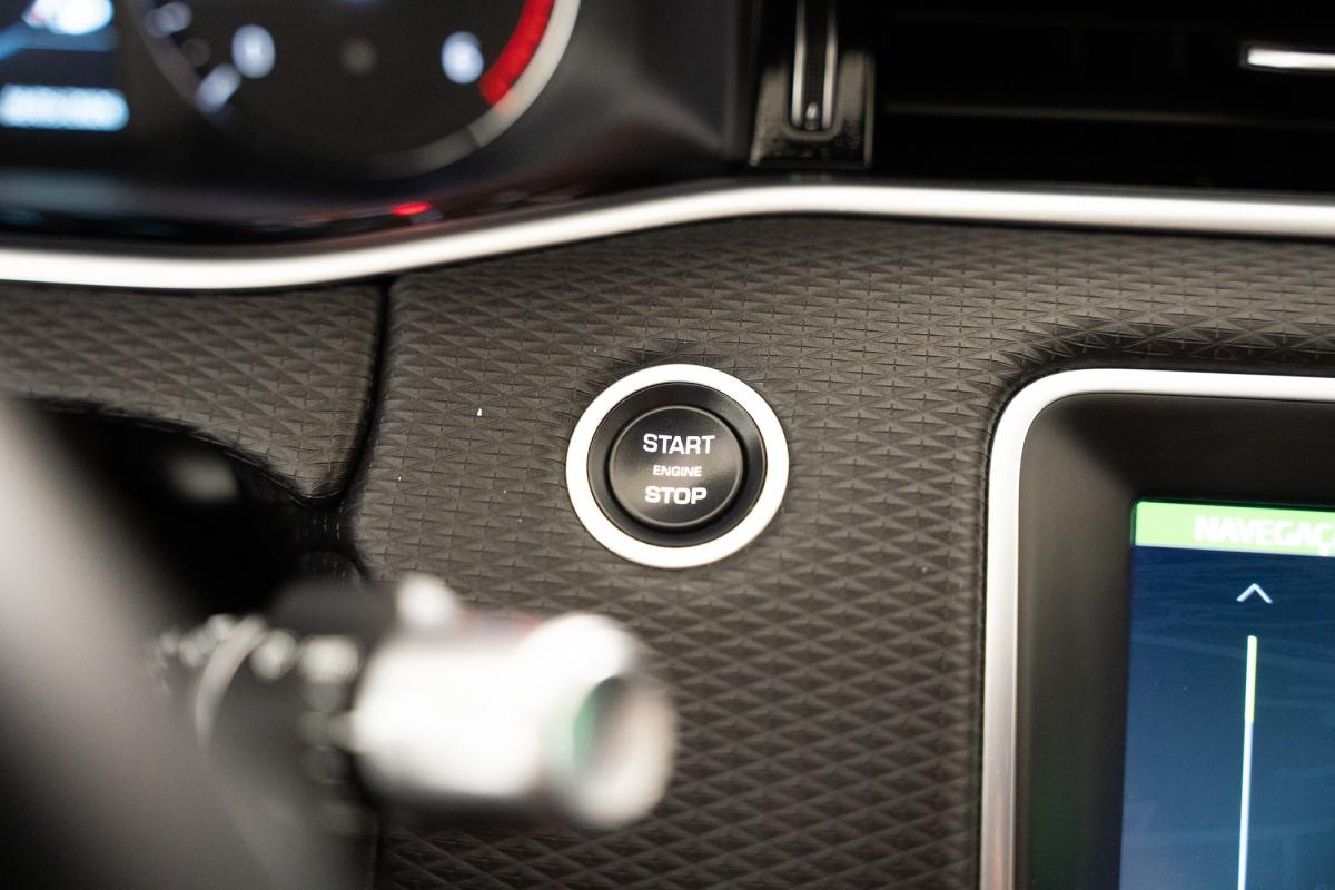 land-rover-range-rover-evoque-2019-diesel-1999cc