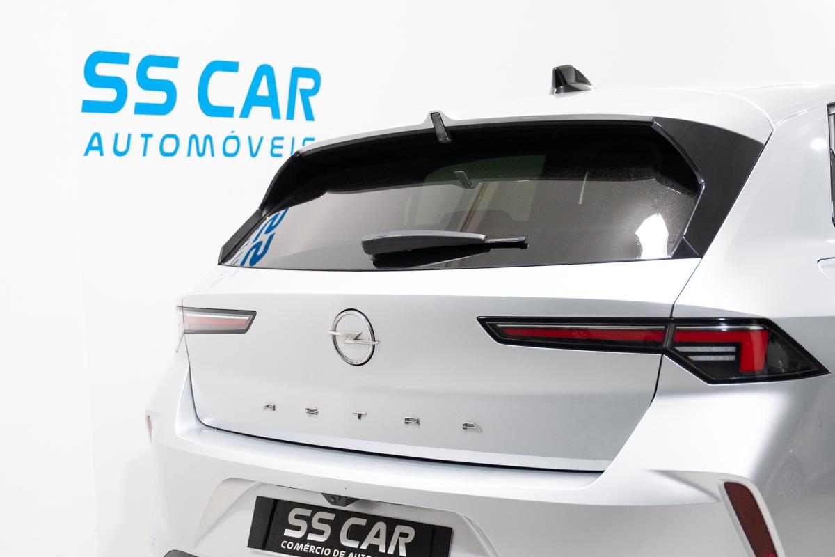opel-astra-2023-gasolina-1199cc