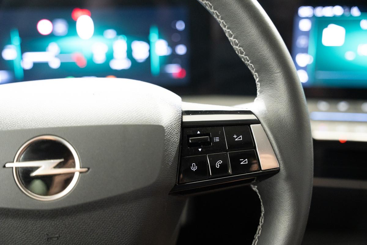 opel-astra-2023-gasolina-1199cc