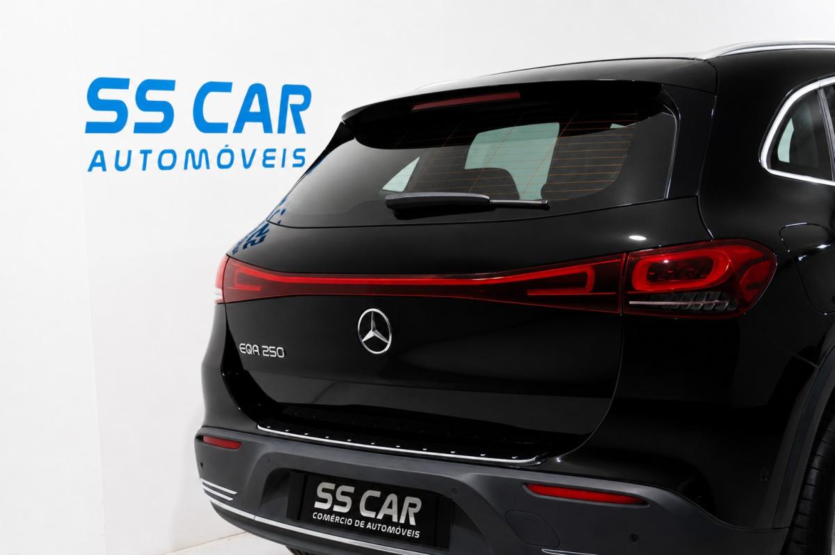 mercedes-benz-eqa-2022-eletrico-500cc