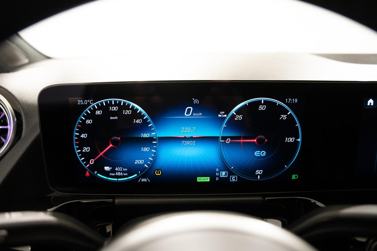 mercedes-benz-eqa-2022-eletrico-500cc