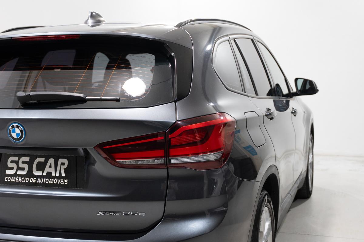 bmw-x1-2022-hibrido-a-gasolina-1499cc