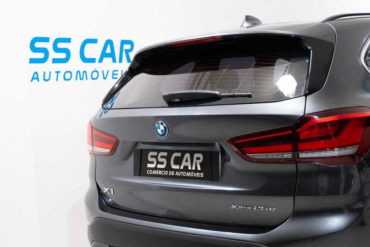 bmw-x1-2022-hibrido-a-gasolina-1499cc