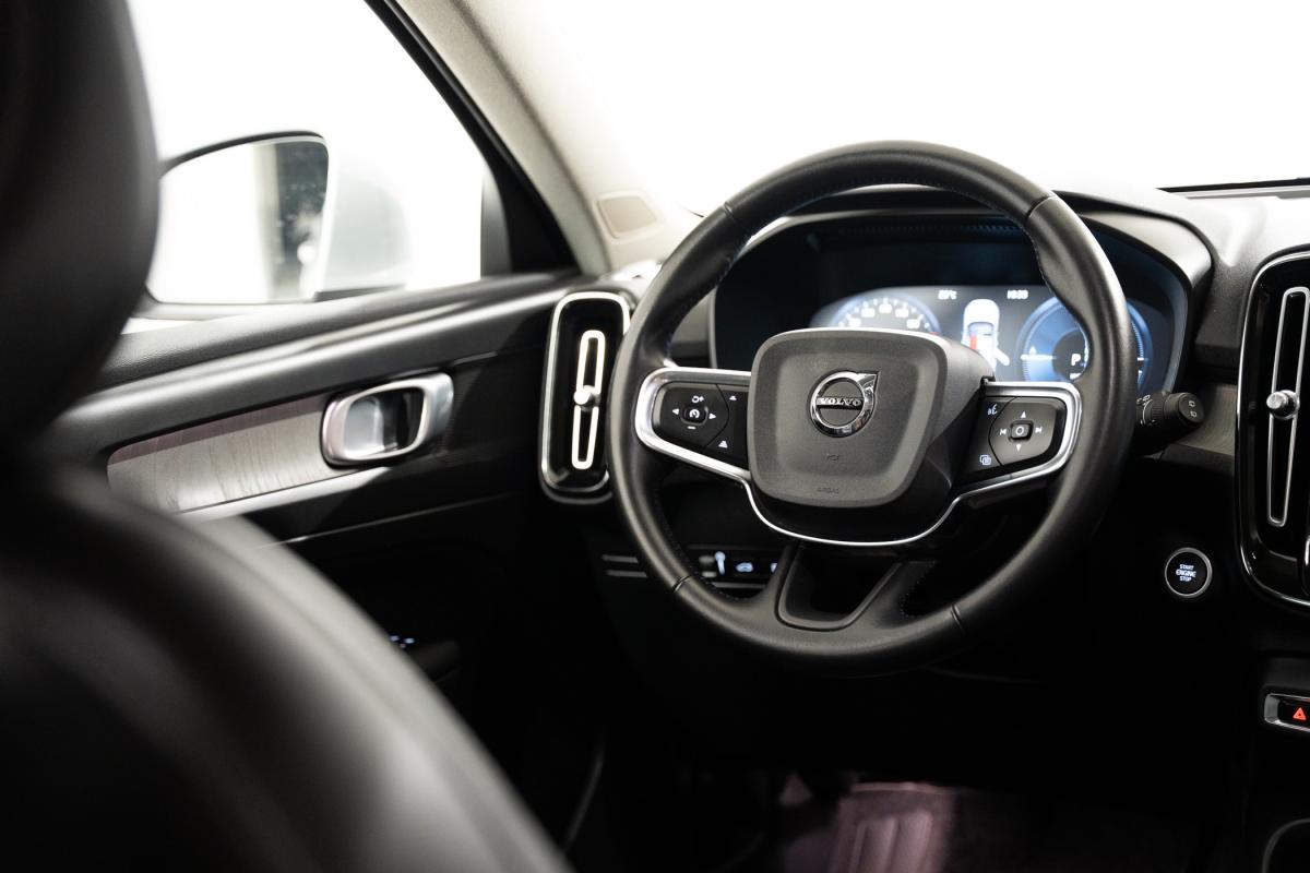 volvo-xc40-2021-hibrido-a-gasolina-1477cc