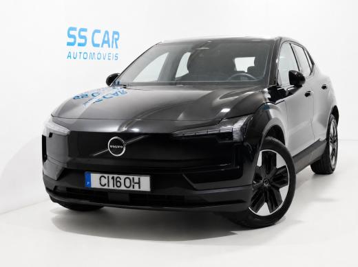 volvo-ex30-2024-eletrico-500cc