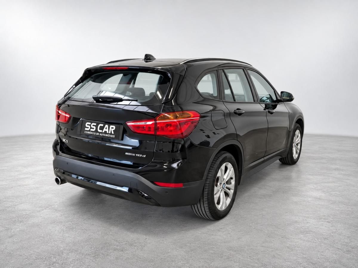 bmw-x1-2022-hibrido-a-gasolina-1499cc