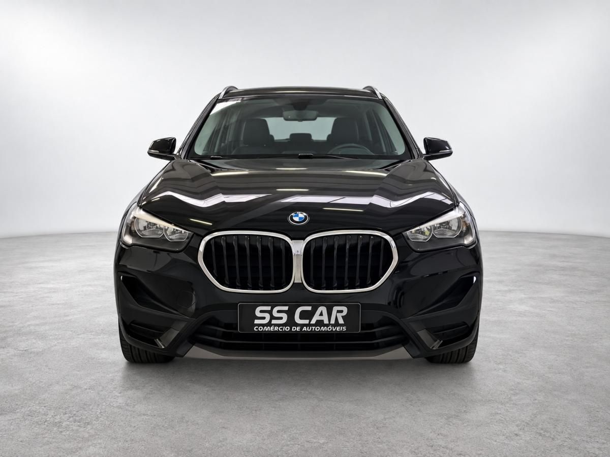 bmw-x1-2022-hibrido-a-gasolina-1499cc