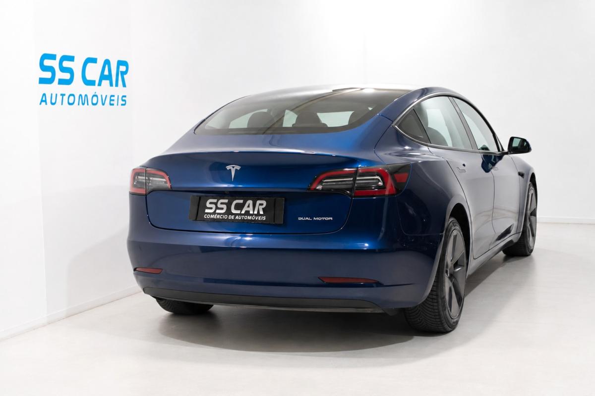 tesla-model-3-2022-eletrico-500cc