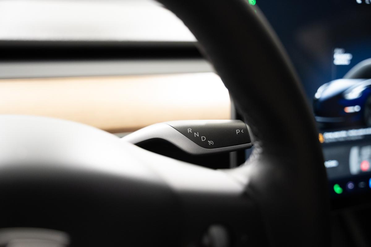 tesla-model-3-2022-eletrico-500cc