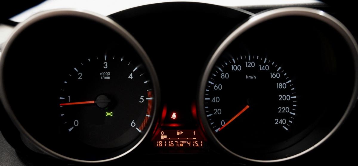 mazda-3-2011-diesel-1560cc
