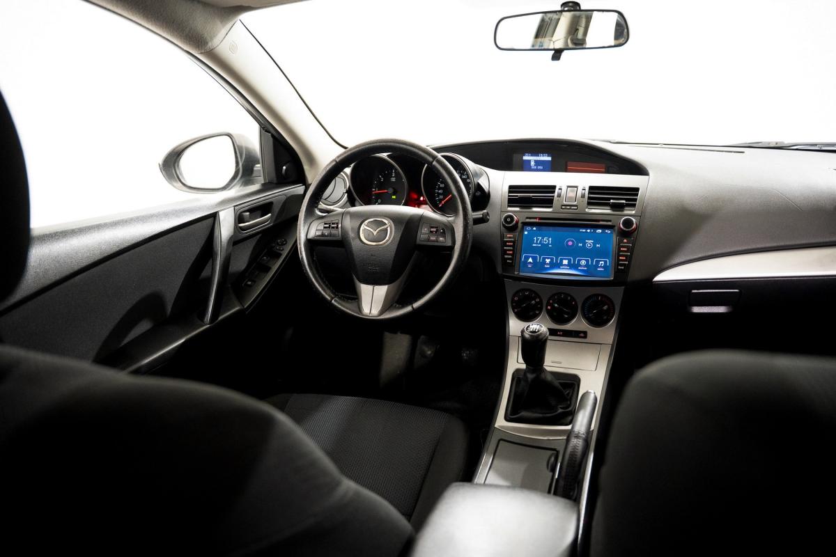 mazda-3-2011-diesel-1560cc