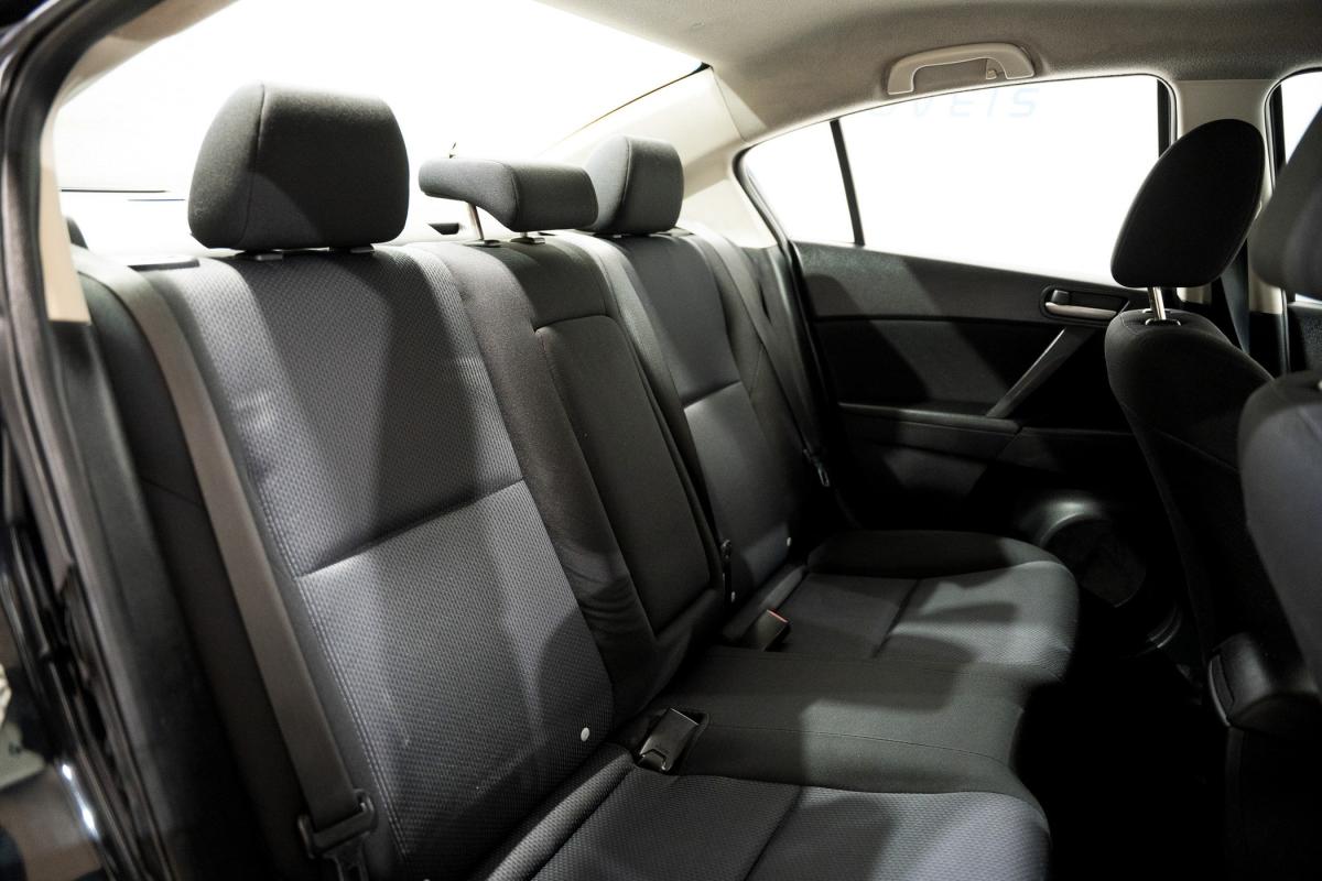 mazda-3-2011-diesel-1560cc