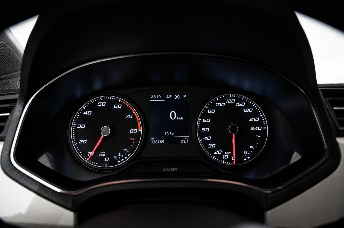 seat-arona-2019-gasolina-999cc
