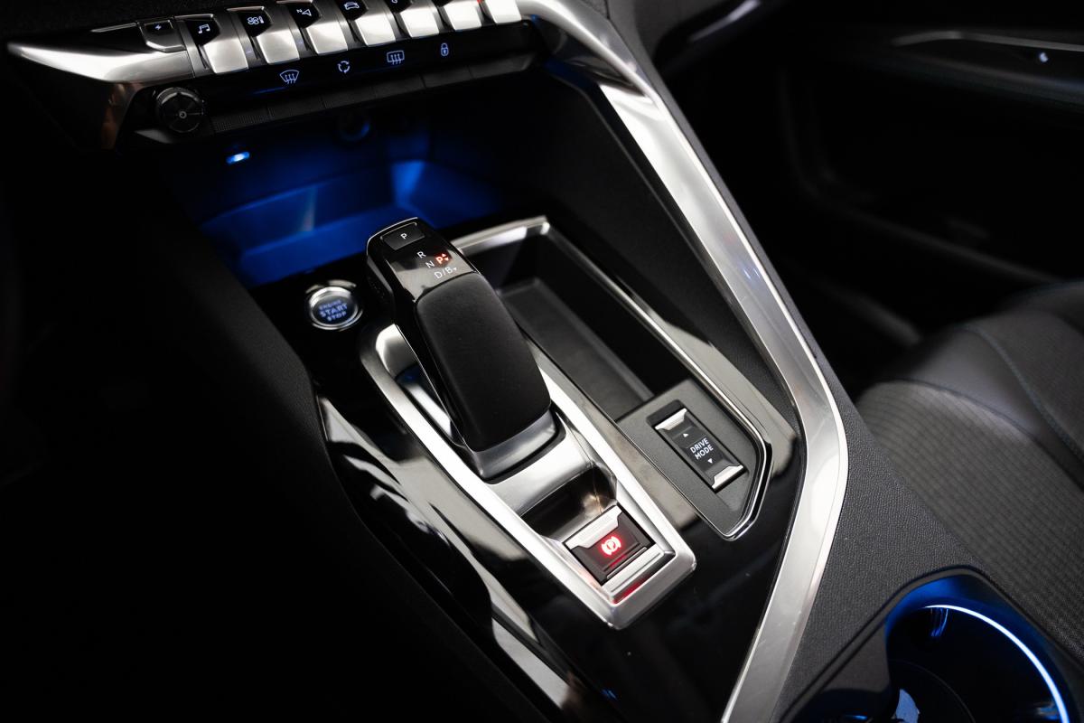 peugeot-3008-2021-hibrido-a-gasolina-1598cc
