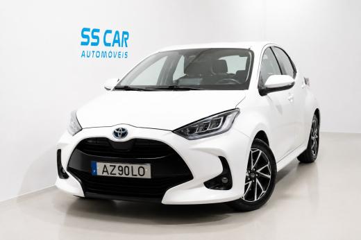 toyota-yaris-2022-hibrido-a-gasolina-1490cc