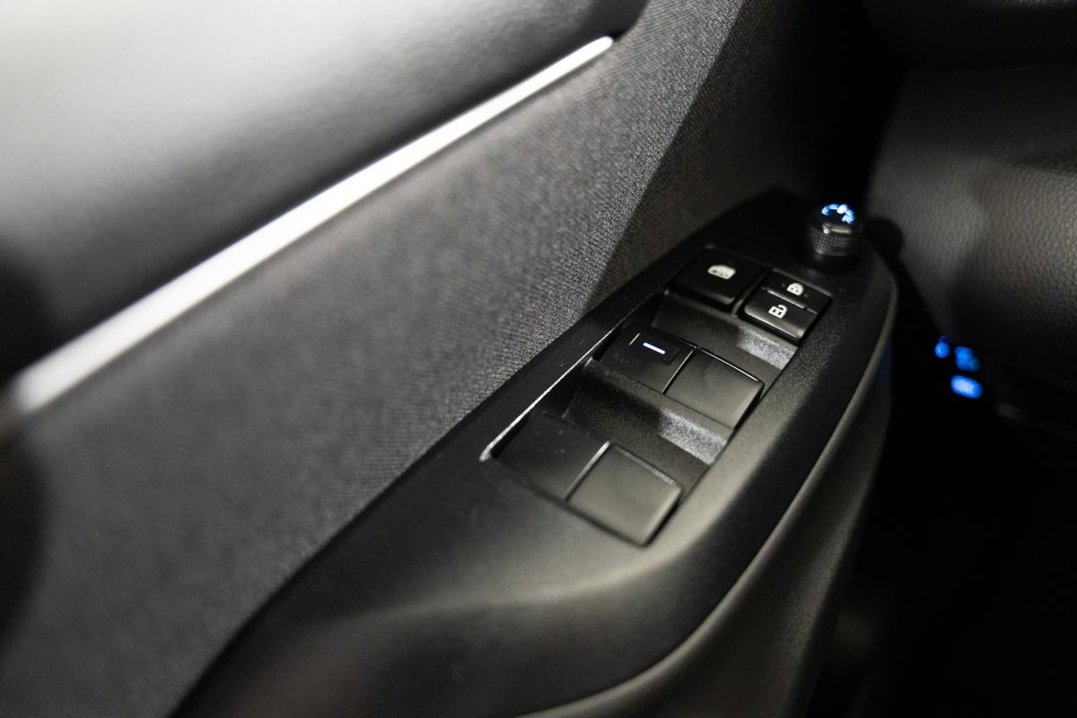 toyota-yaris-2022-hibrido-a-gasolina-1490cc