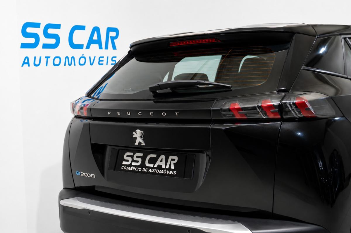 peugeot-2008-2021-eletrico-500cc