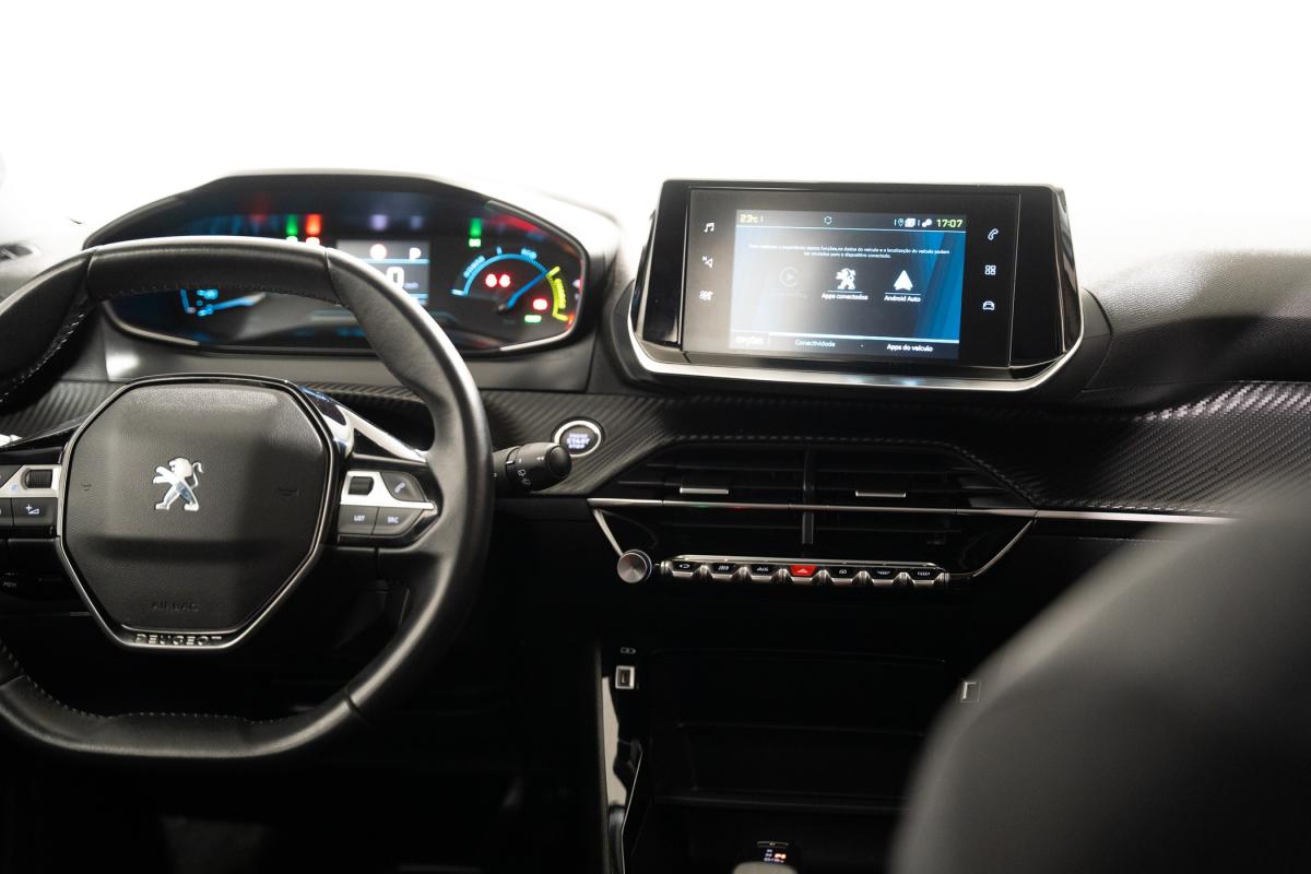 peugeot-2008-2021-eletrico-500cc