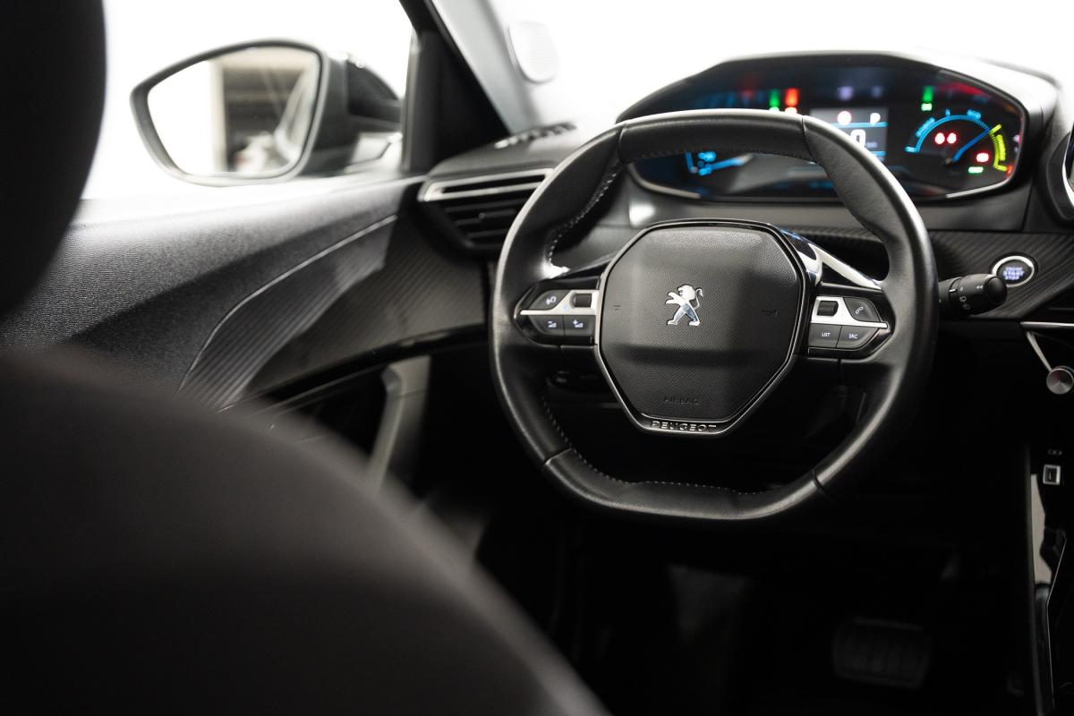 peugeot-2008-2021-eletrico-500cc