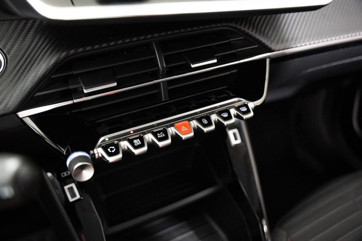 peugeot-2008-2021-eletrico-500cc
