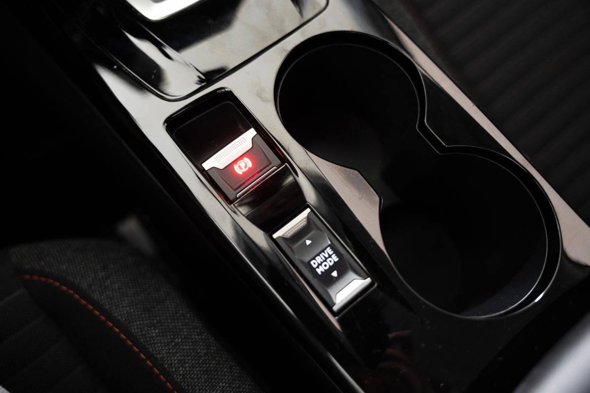 peugeot-2008-2021-eletrico-500cc