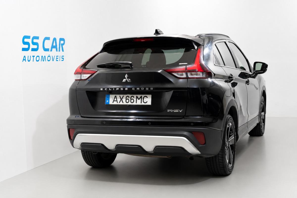 mitsubishi-eclipse-cross-2022-hibrido-a-gasolina-2360cc