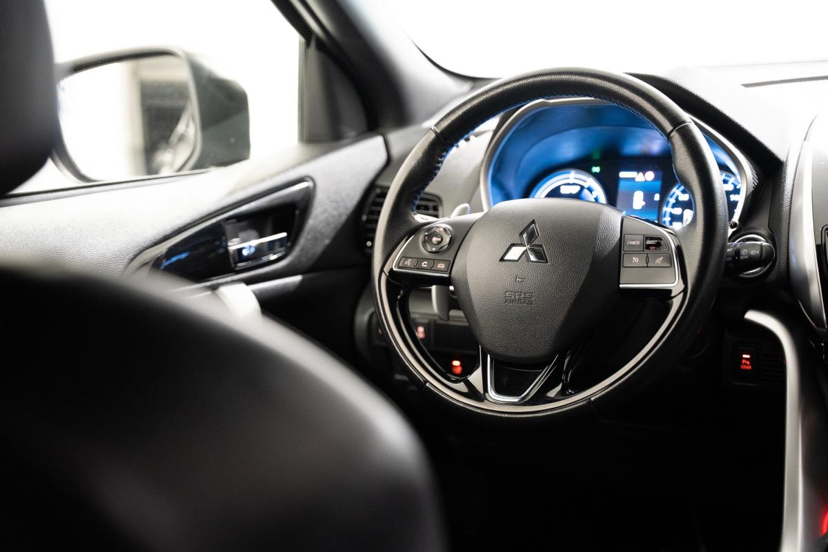 mitsubishi-eclipse-cross-2022-hibrido-a-gasolina-2360cc
