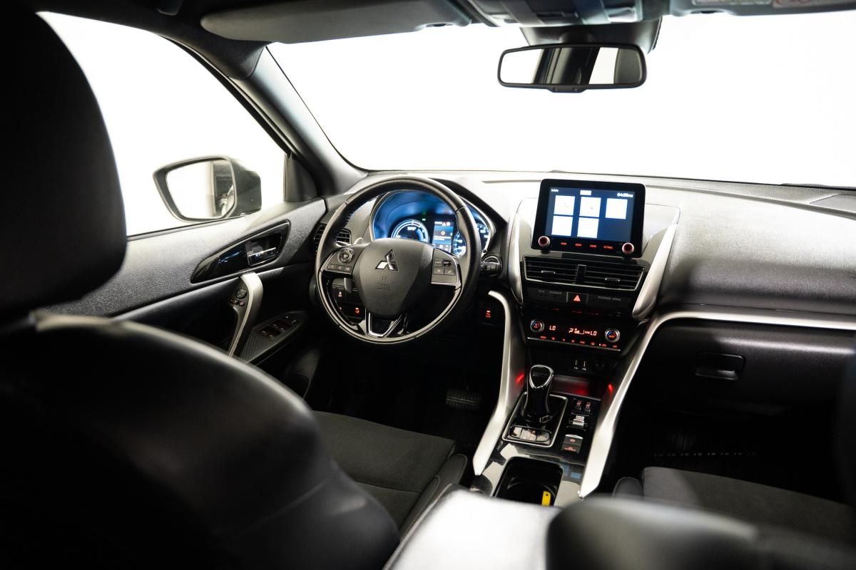 mitsubishi-eclipse-cross-2022-hibrido-a-gasolina-2360cc