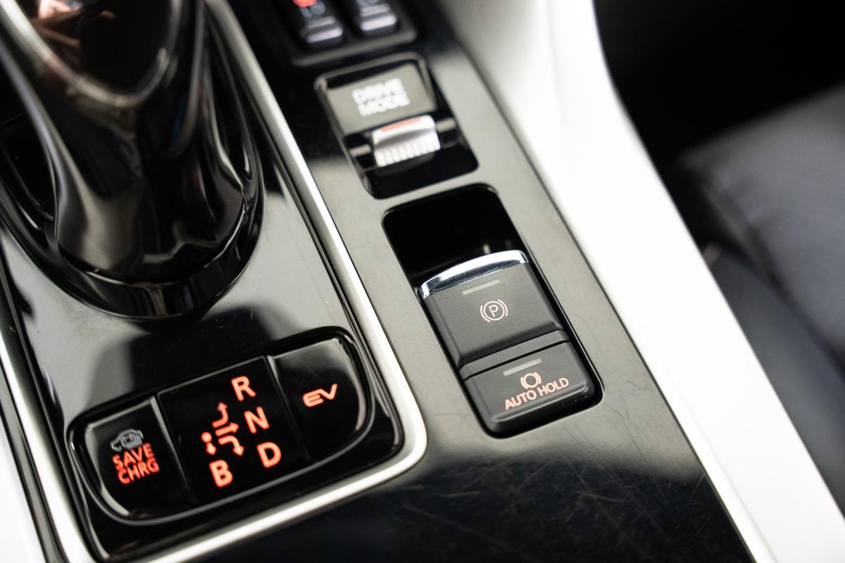 mitsubishi-eclipse-cross-2022-hibrido-a-gasolina-2360cc