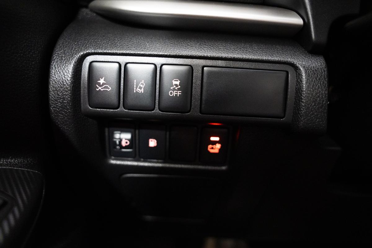 mitsubishi-eclipse-cross-2022-hibrido-a-gasolina-2360cc