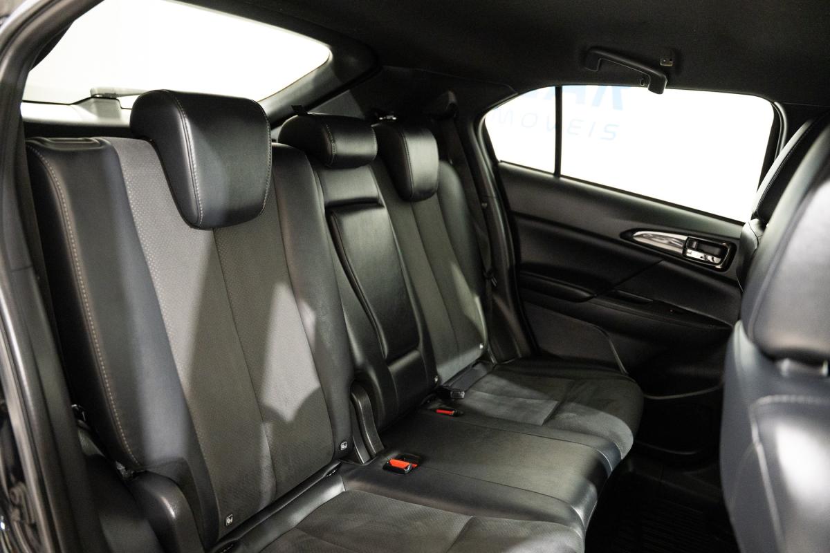 mitsubishi-eclipse-cross-2022-hibrido-a-gasolina-2360cc