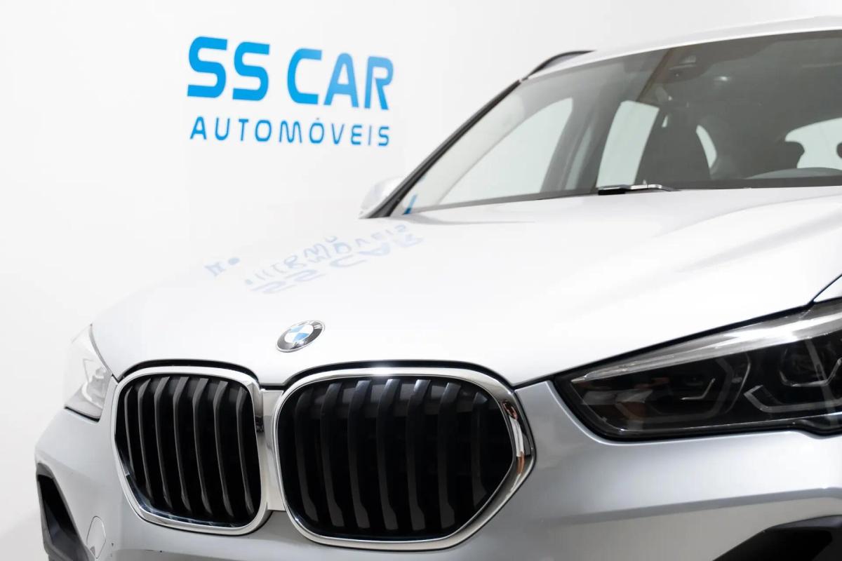 bmw-x1-xdrive25e-2021-hibrido-a-gasolina-1499cc