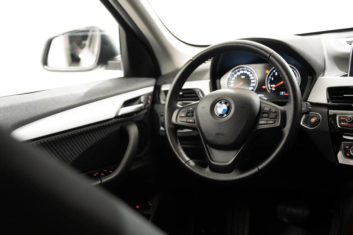 bmw-x1-xdrive25e-2021-hibrido-a-gasolina-1499cc