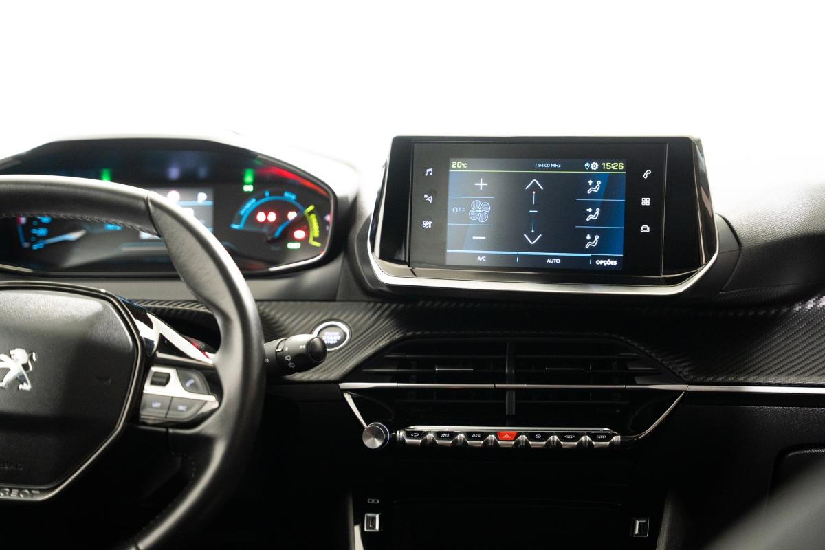 peugeot-208-2022-eletrico-500cc
