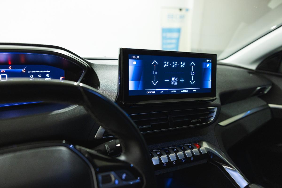 peugeot-5008-2023-gasolina-1199cc