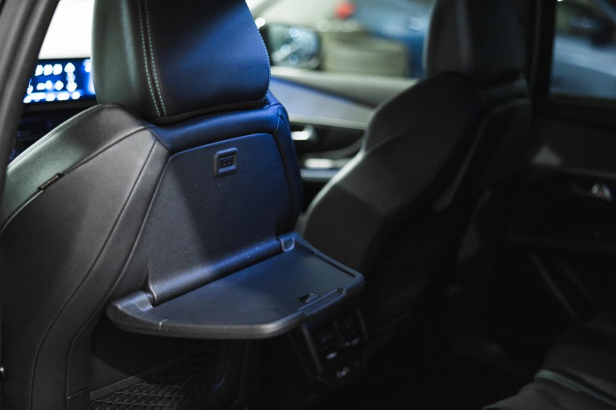 peugeot-5008-2023-gasolina-1199cc