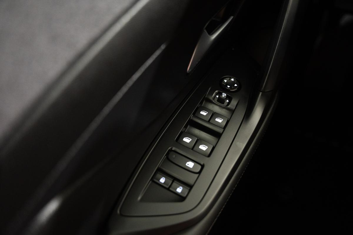 peugeot-408-2024-gasolina-1199cc