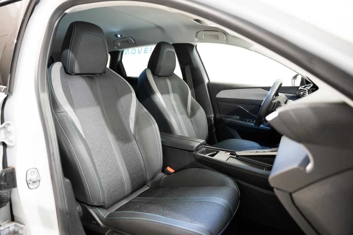 peugeot-308-sw-2023-gasolina-1199cc