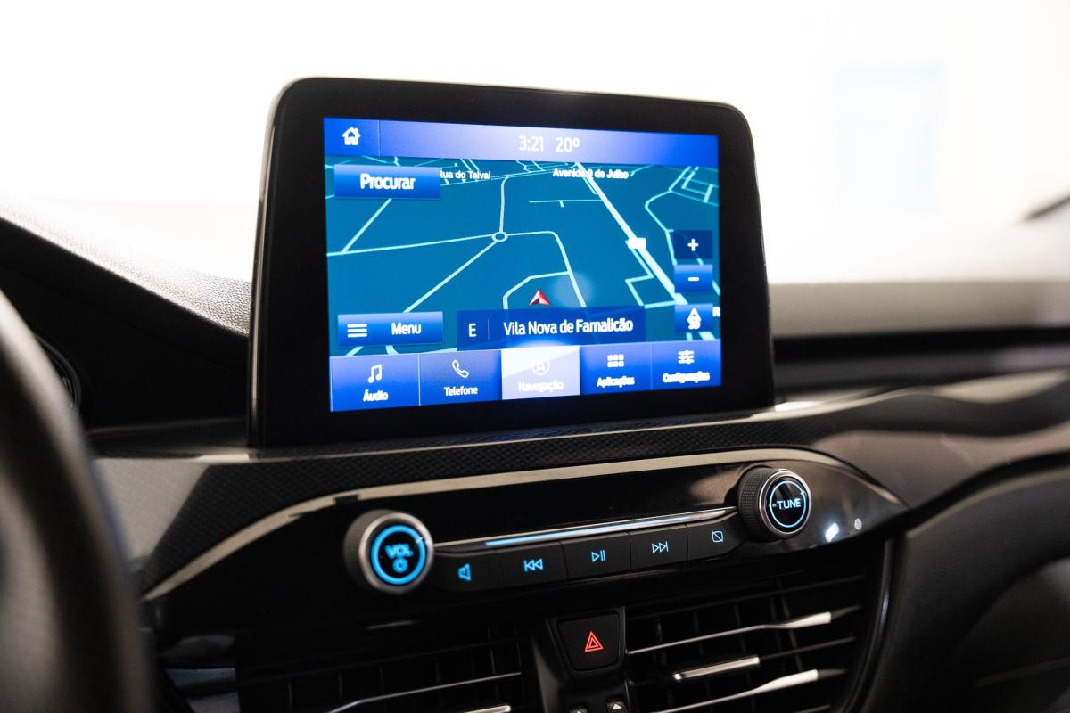 ford-kuga-2022-gasolina-1499cc